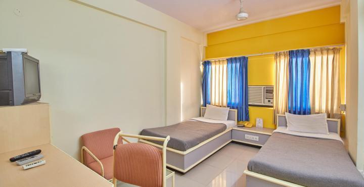 Hotel Aditya Rajkot Luaran gambar