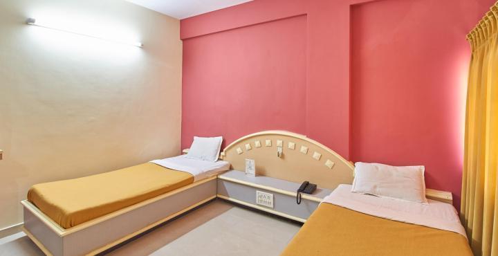 Hotel Aditya Rajkot Luaran gambar