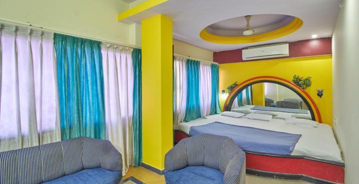 Hotel Aditya Rajkot Luaran gambar