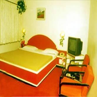 Hotel Aditya Rajkot Luaran gambar